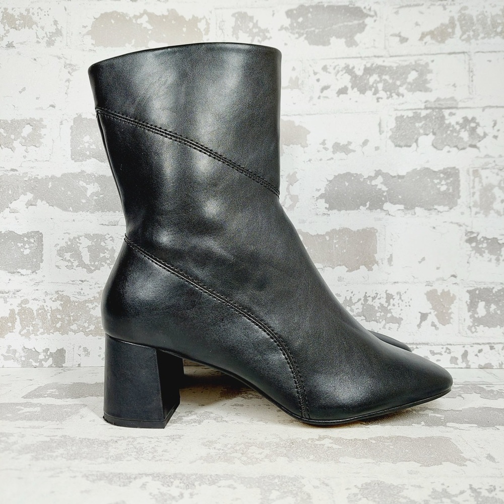 NEW Bella Vita Harp Black Leather Block Heel Square Toe Ankle Boots E836 - Picture 4 of 11